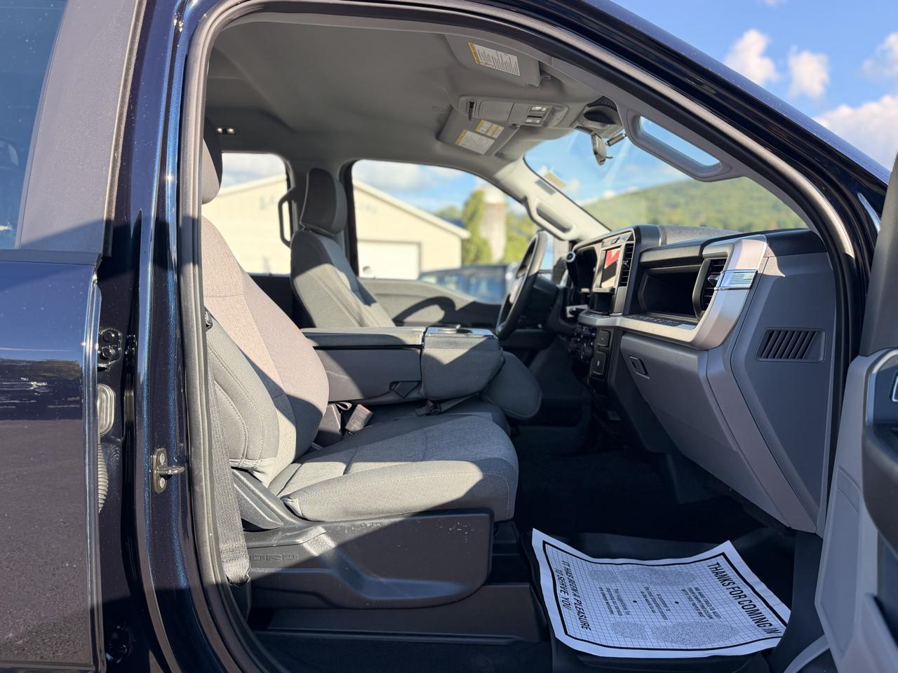 Ford F-250 SD  2025