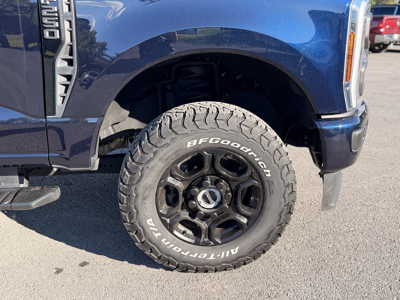 Ford F-250 SD  2025