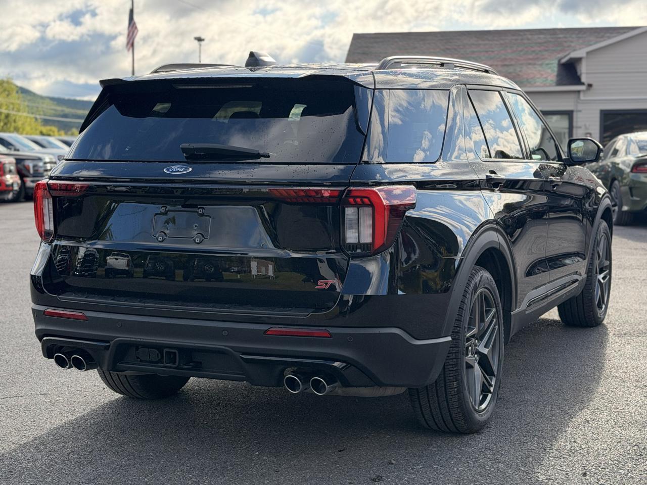 Ford Explorer ST AWD 2025