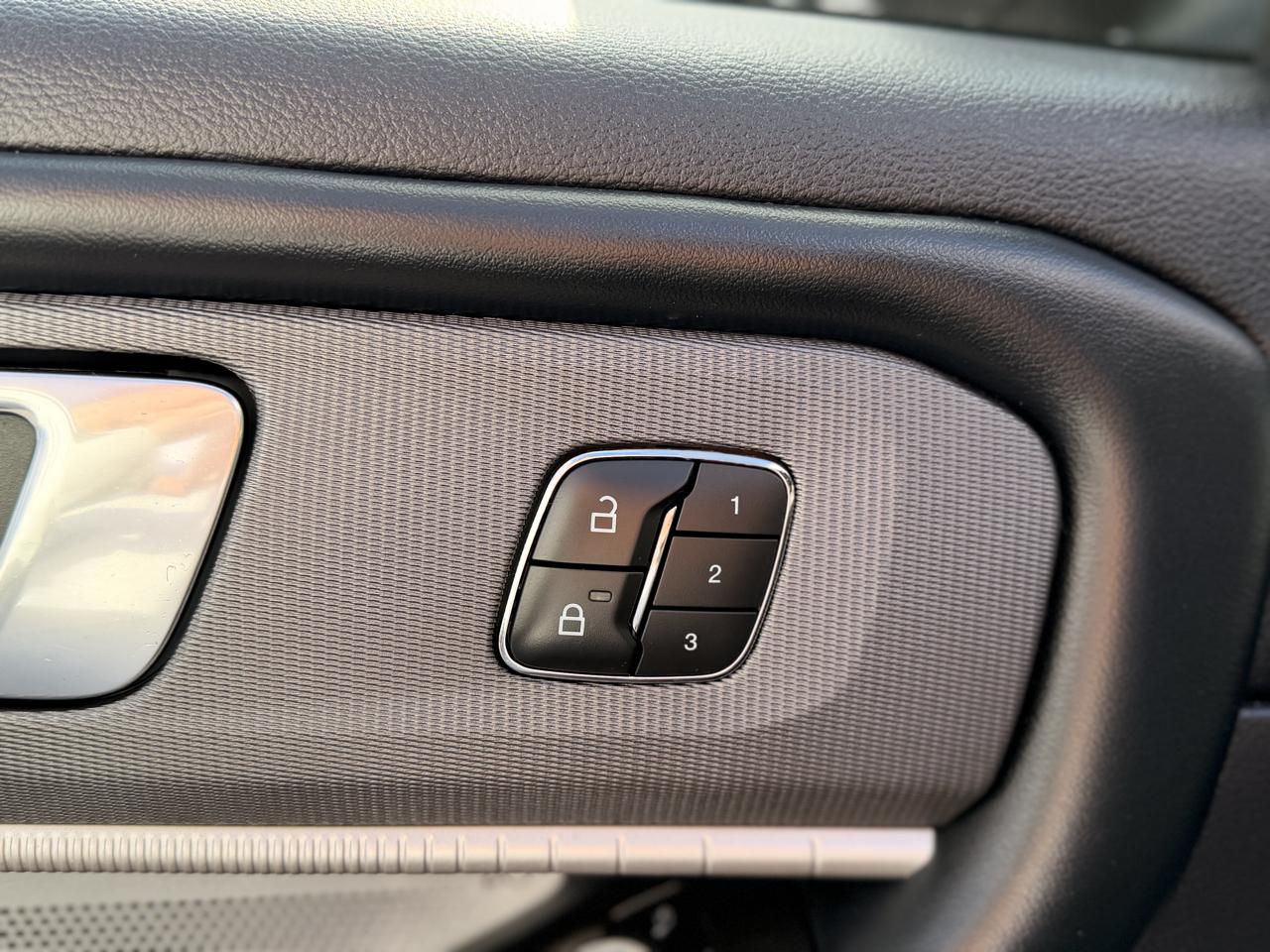 Ford Explorer ST AWD 2025