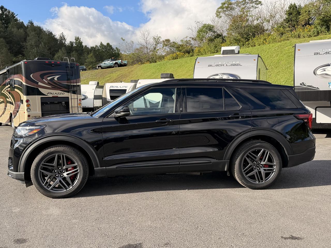 Ford Explorer ST AWD 2025