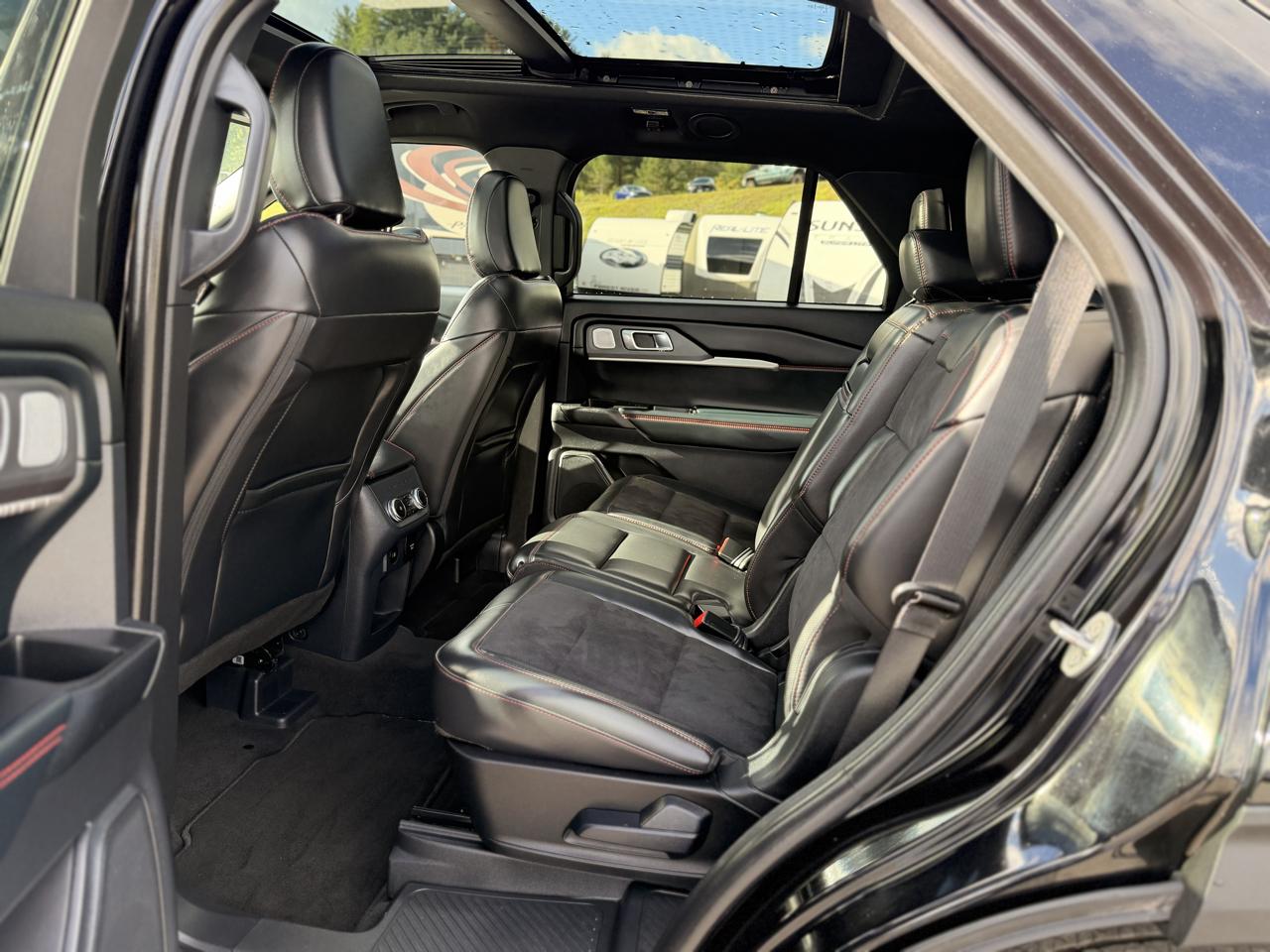 Ford Explorer ST AWD 2025