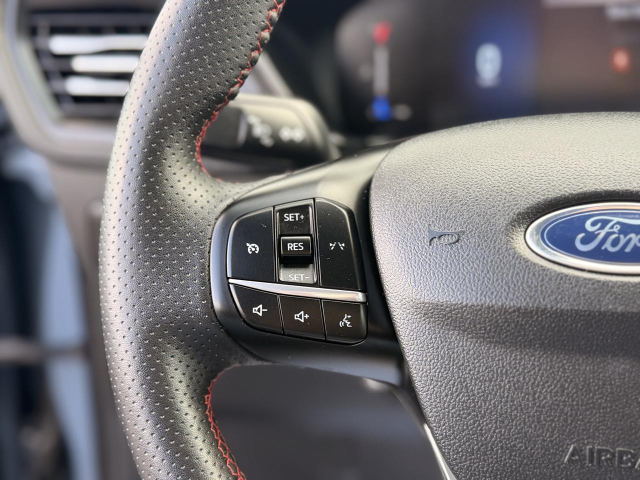 Ford Escape ST-Line AWD 2024