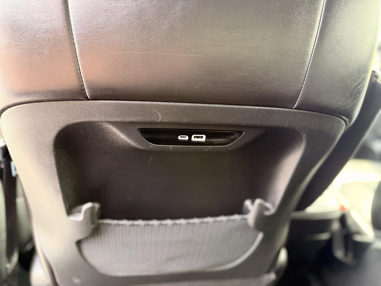 Chrysler Pacifica Select 2026
