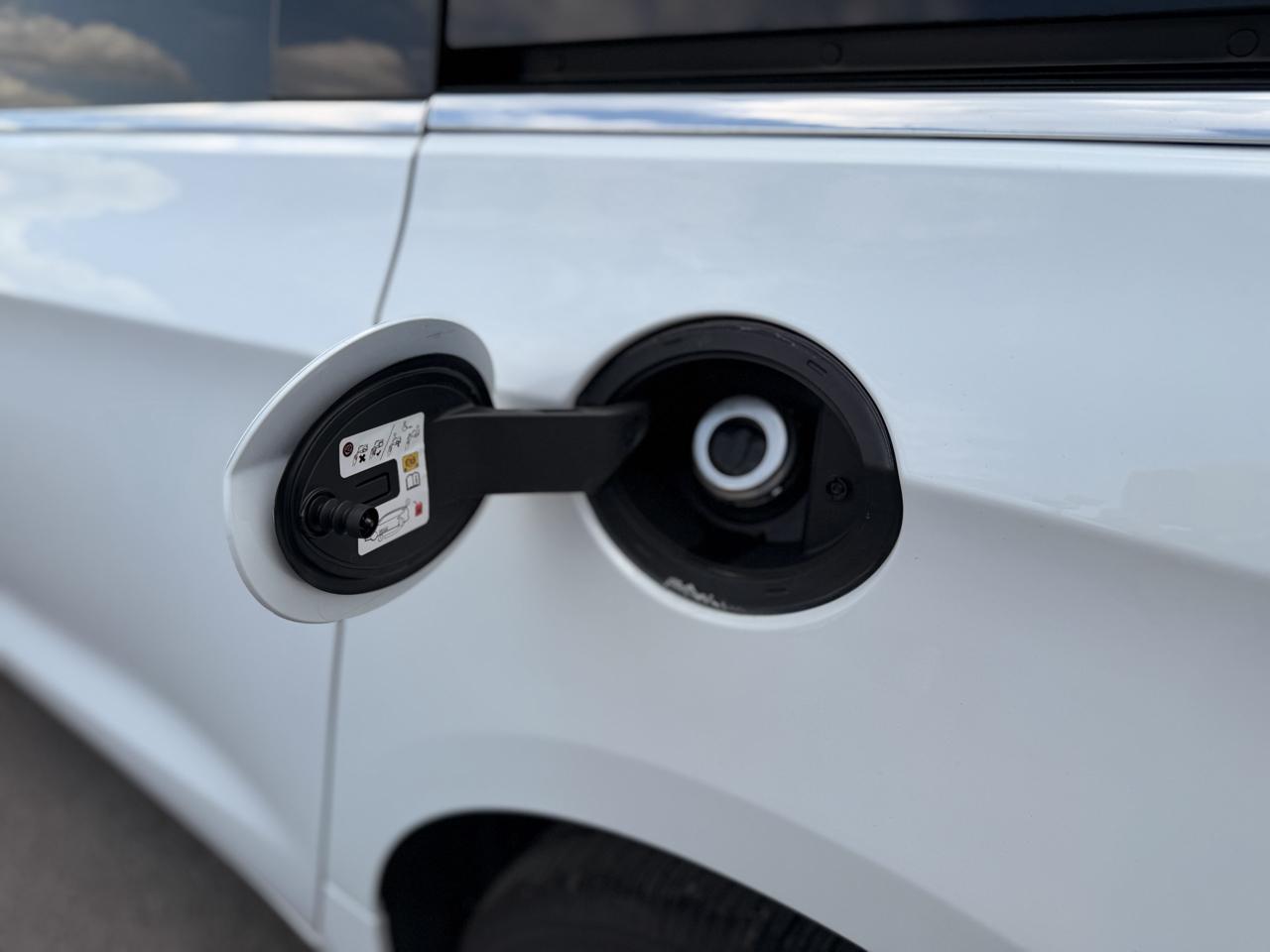 Chrysler Pacifica Select 2026