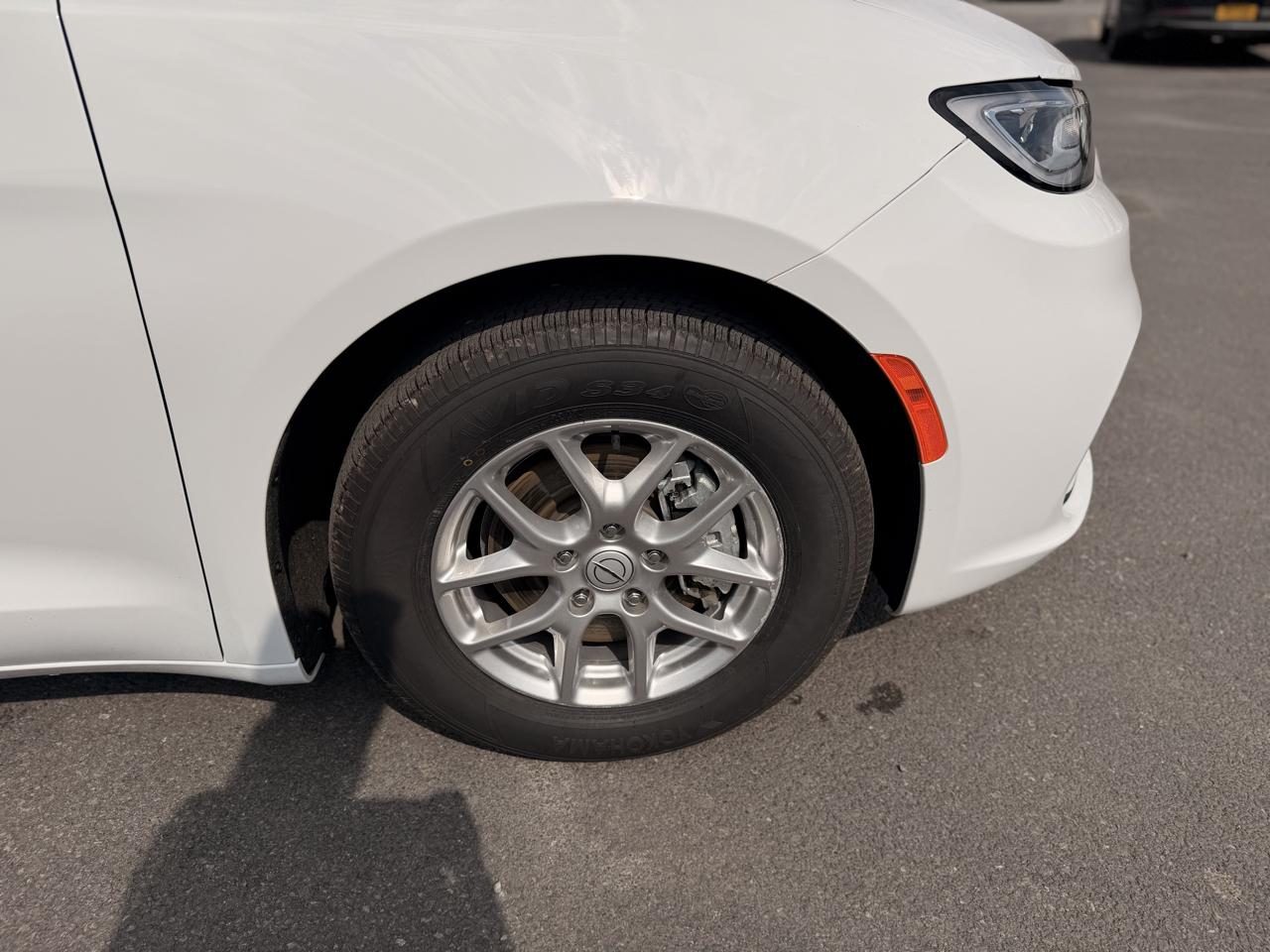 Chrysler Pacifica Select 2026