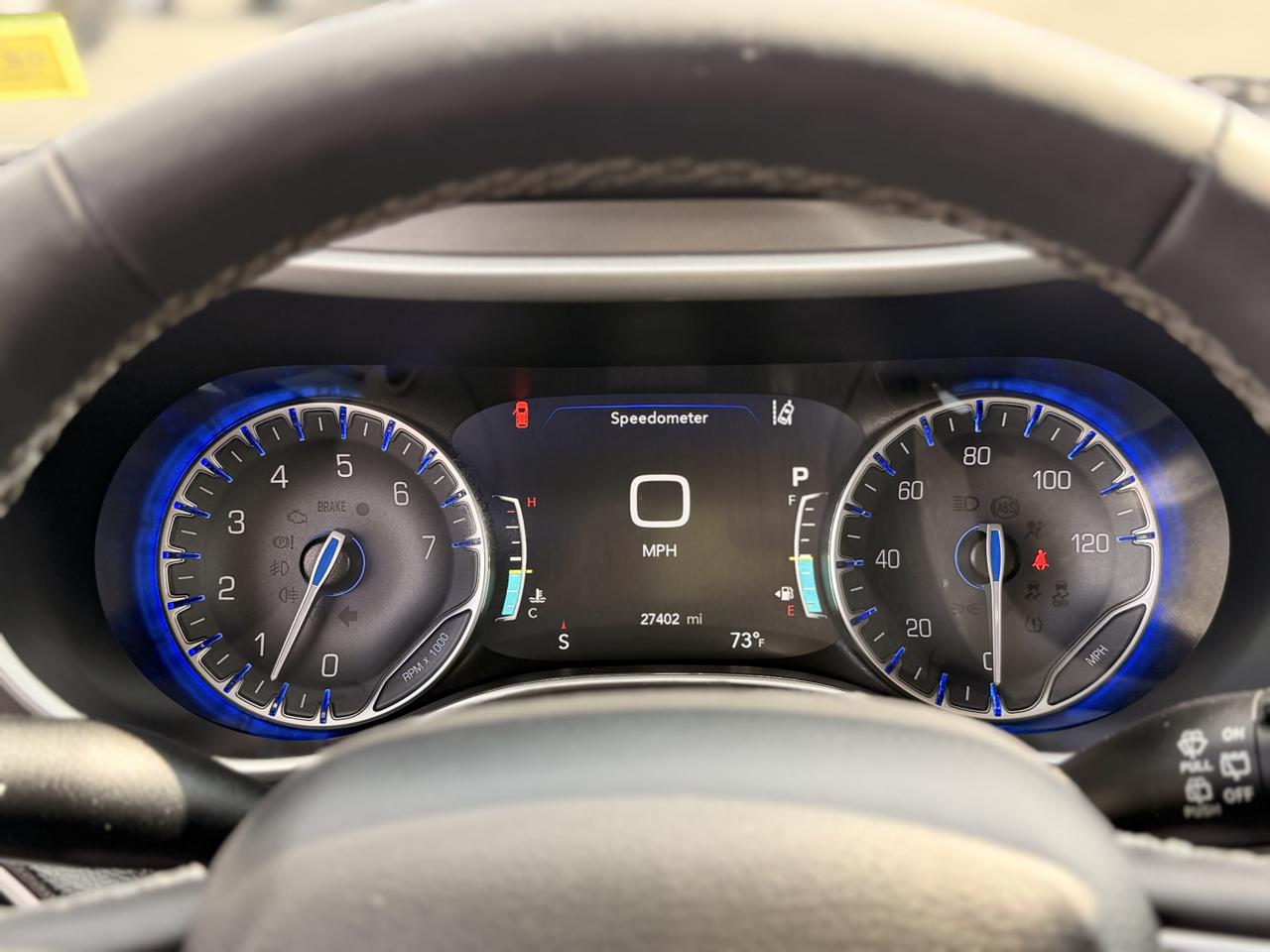 Chrysler Pacifica Select 2026
