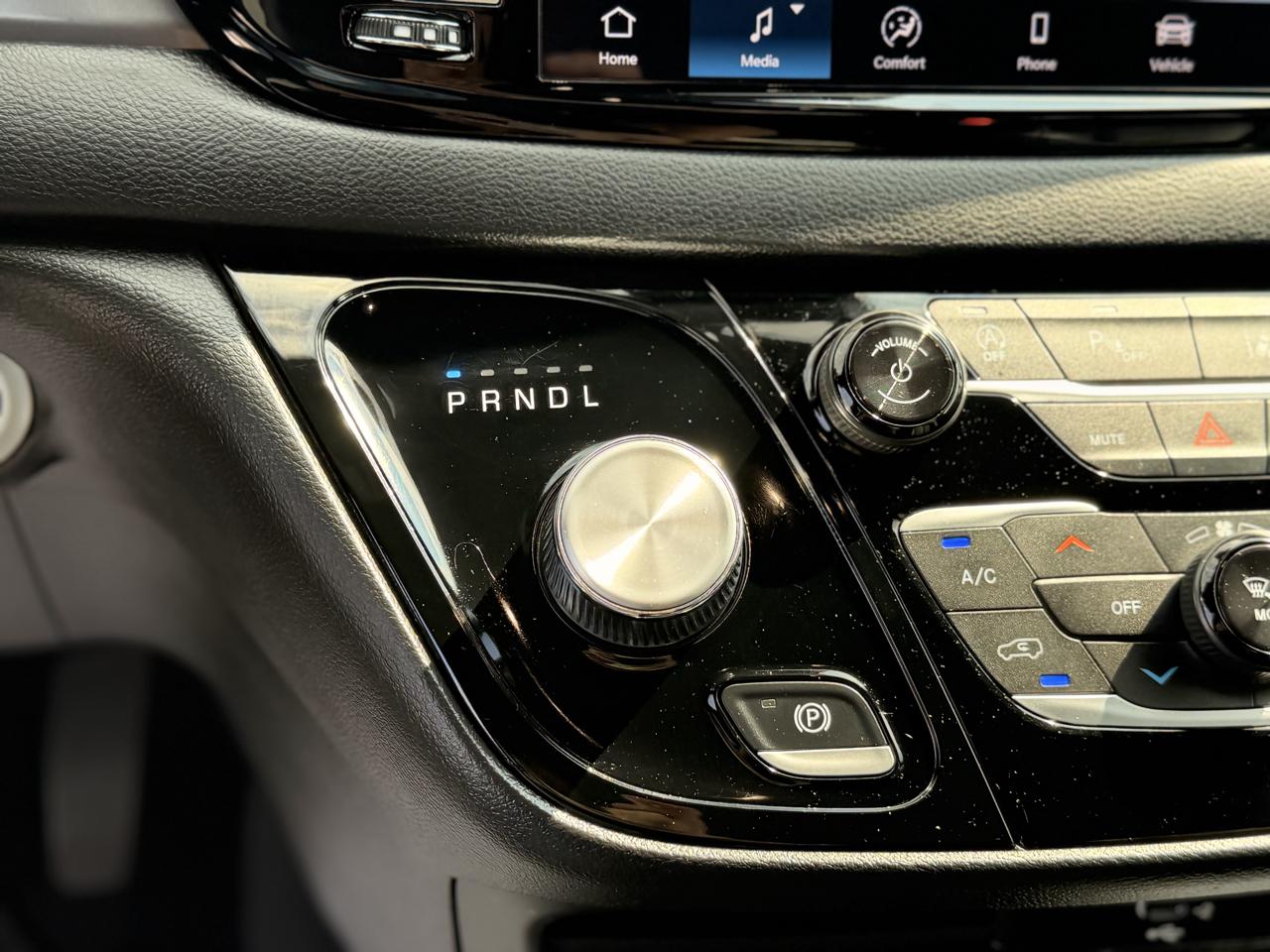 Chrysler Pacifica Select 2026