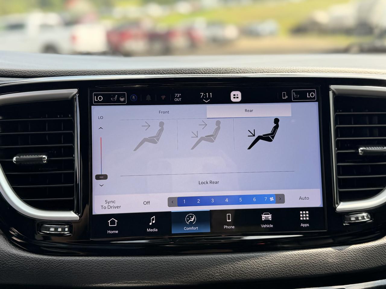 Chrysler Pacifica Select 2026