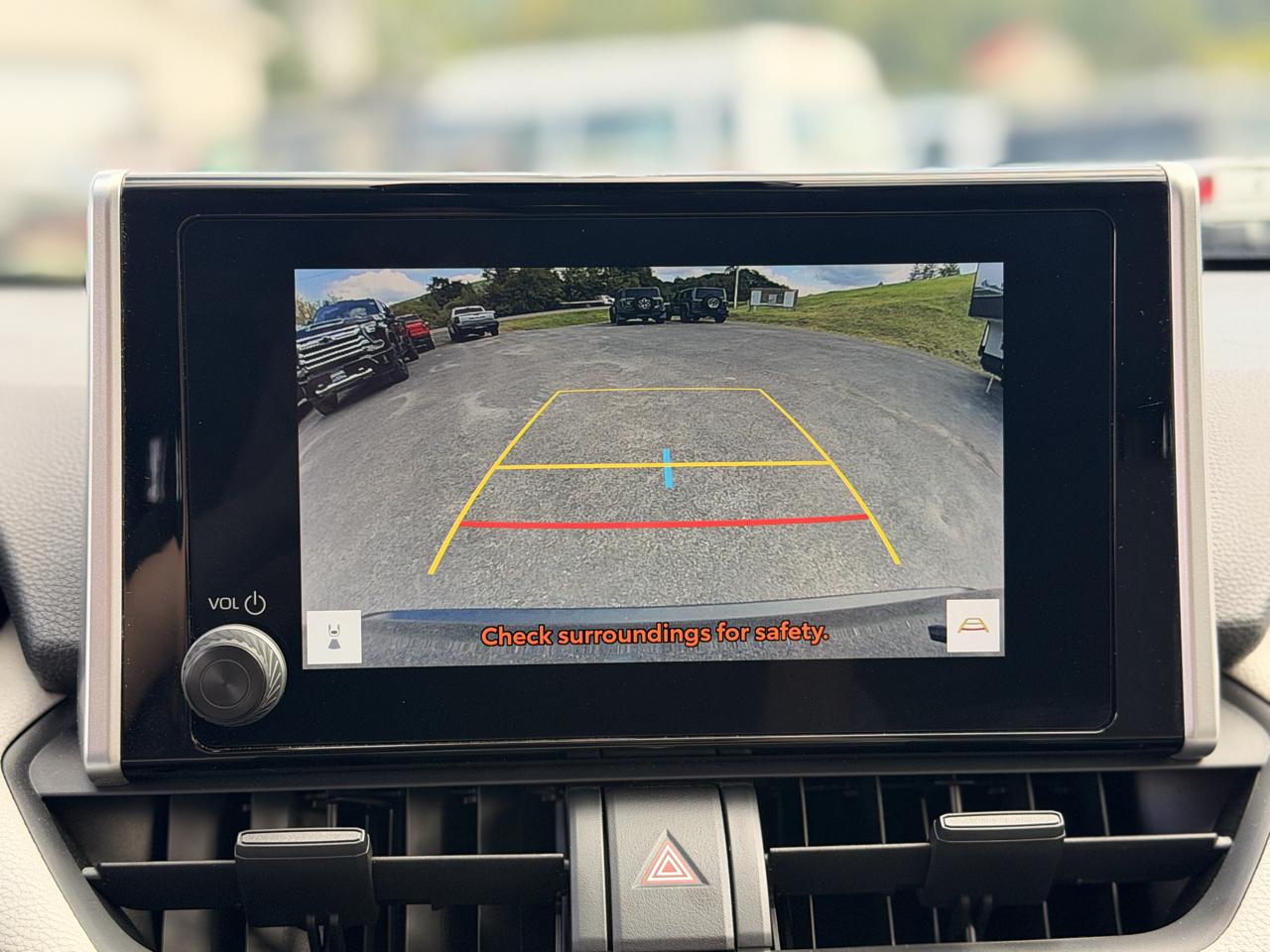 Toyota RAV4 Hybrid XLE 2025