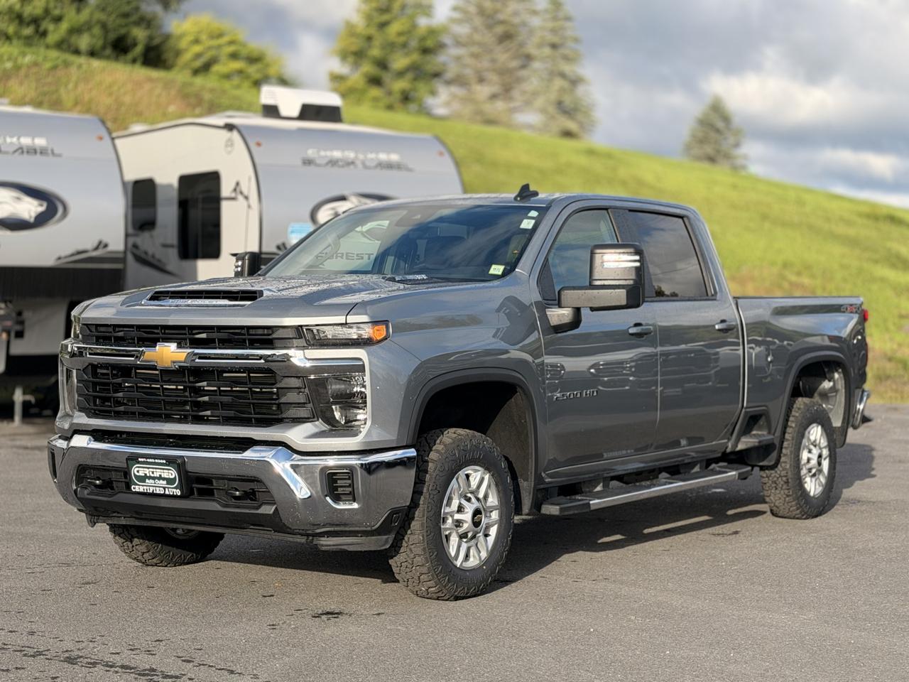 2026 Chevrolet Silverado 2500HD LT Crew Cab Long Box 4WD