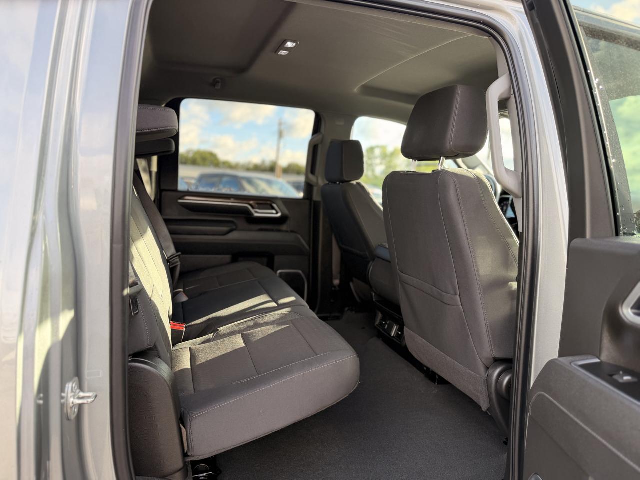 Chevrolet Silverado 2500HD LT Crew Cab Long Box 4WD 2026