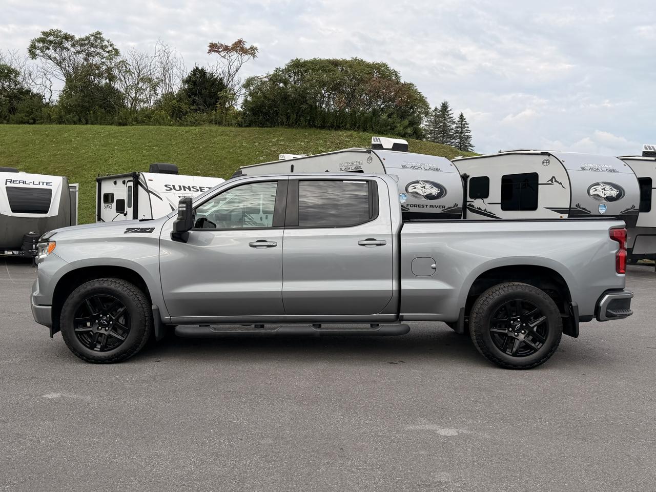 Chevrolet Silverado 1500 RST Crew Cab 4WD 2024