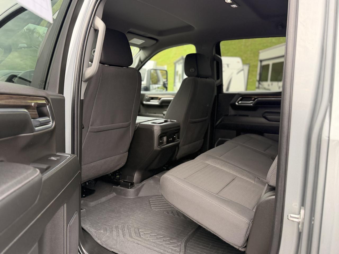 Chevrolet Silverado 1500 RST Crew Cab 4WD 2024