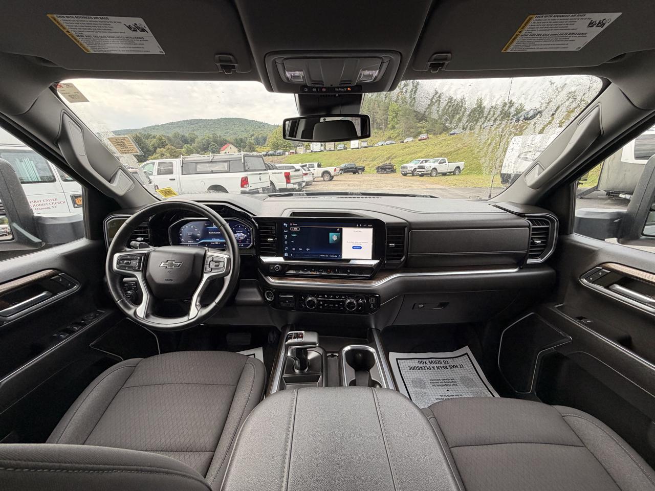 Chevrolet Silverado 1500 RST Crew Cab 4WD 2024
