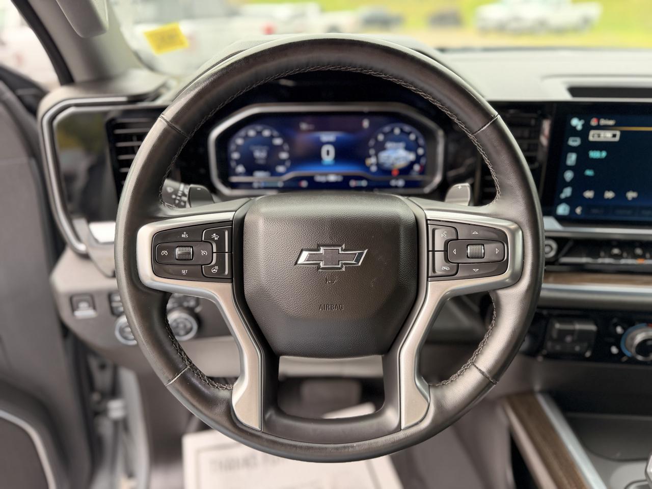 Chevrolet Silverado 1500 RST Crew Cab 4WD 2024