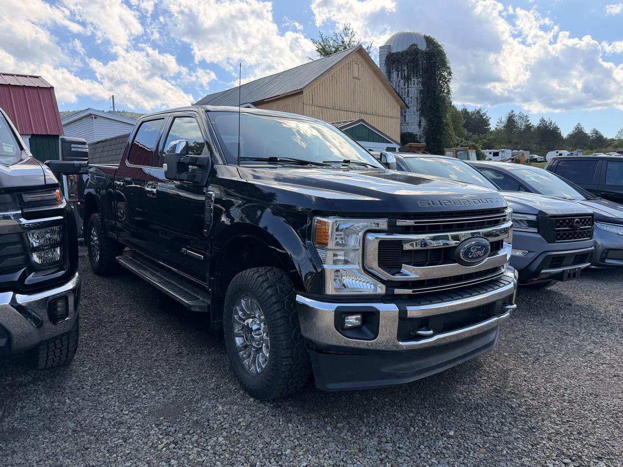 Ford F-250 SD XLT Crew Cab 4WD 2022
