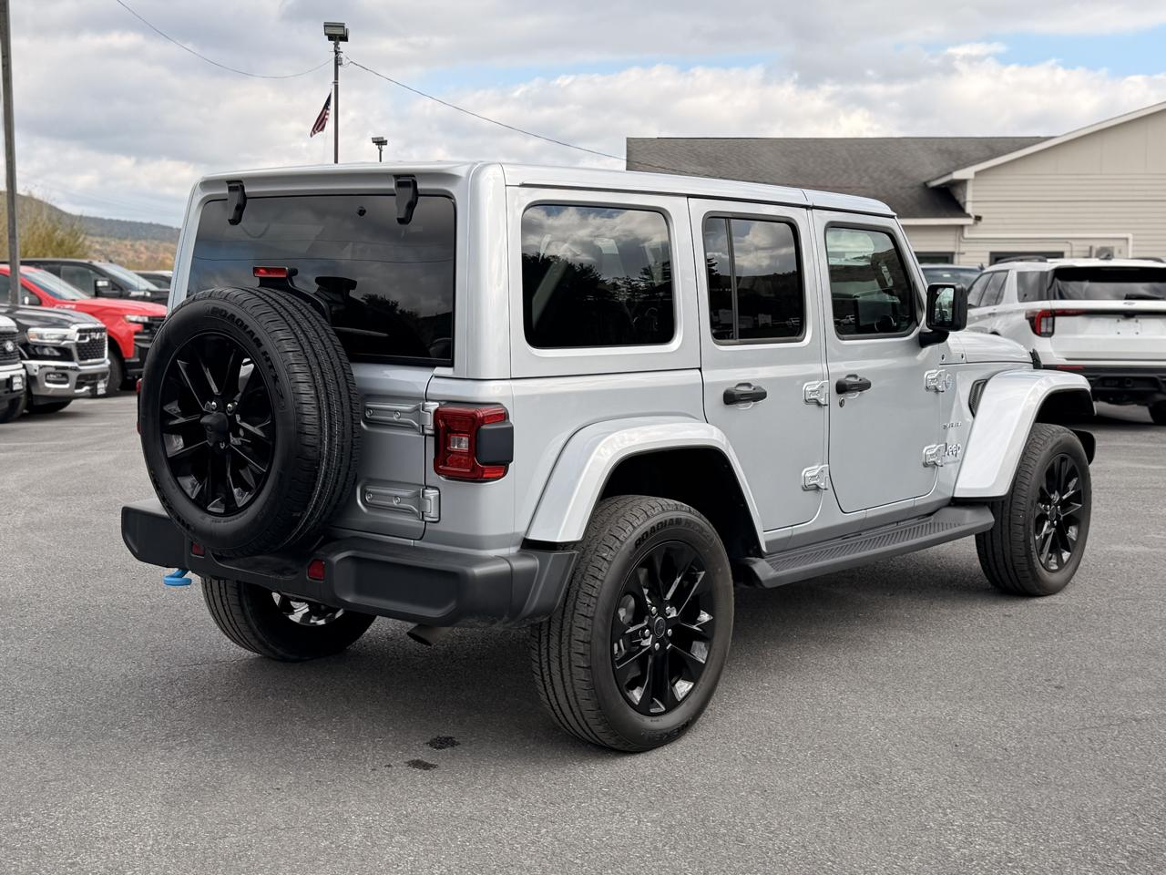 Jeep Wrangler 4xe Sahara 2024