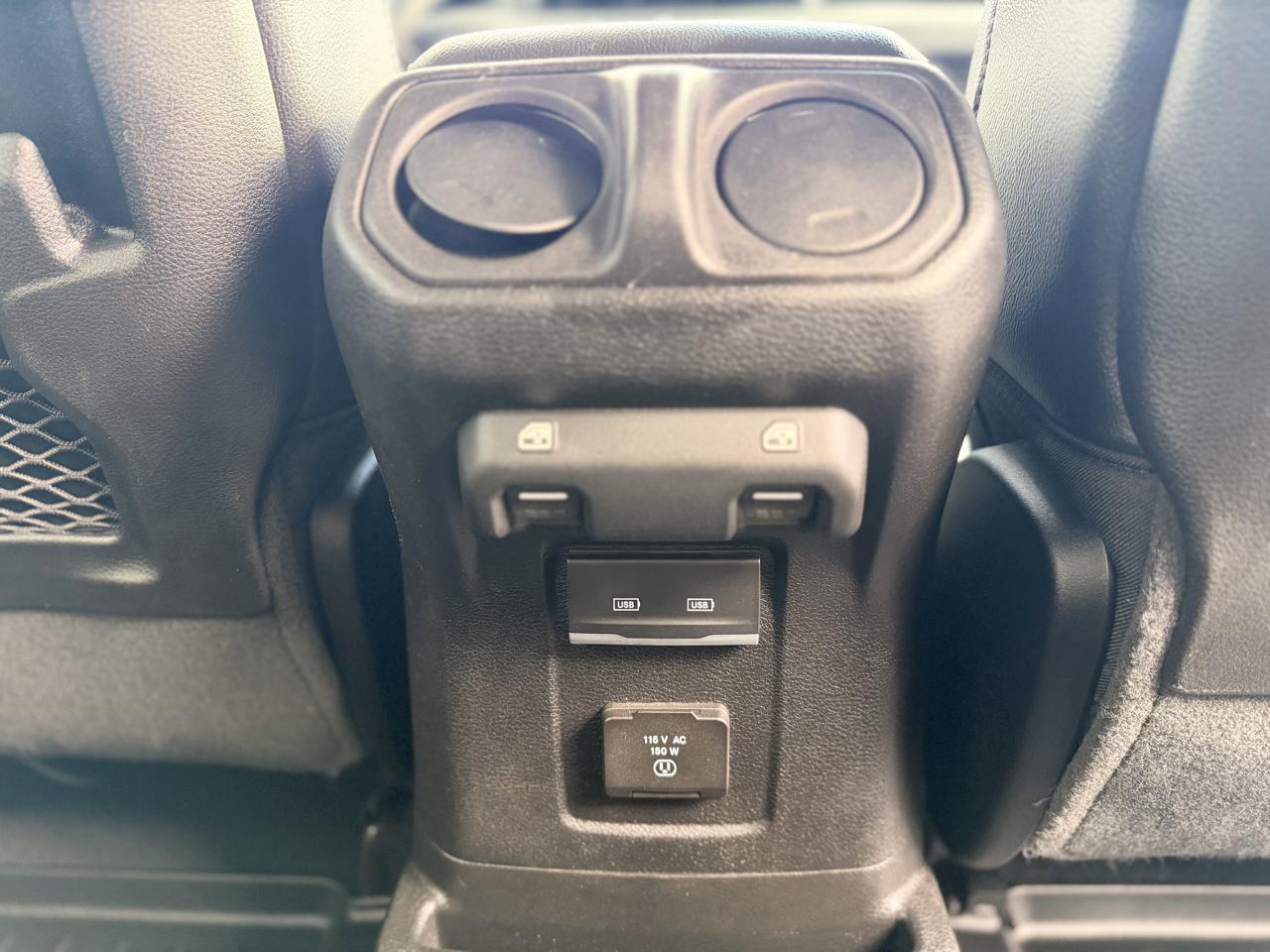 Jeep Wrangler 4xe Sahara 2024