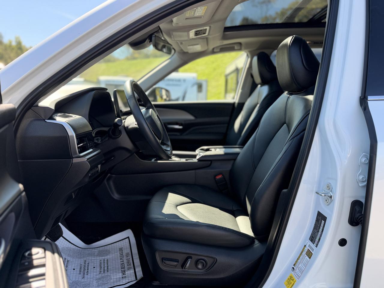 Toyota Grand Highlander XLE AWD 2025
