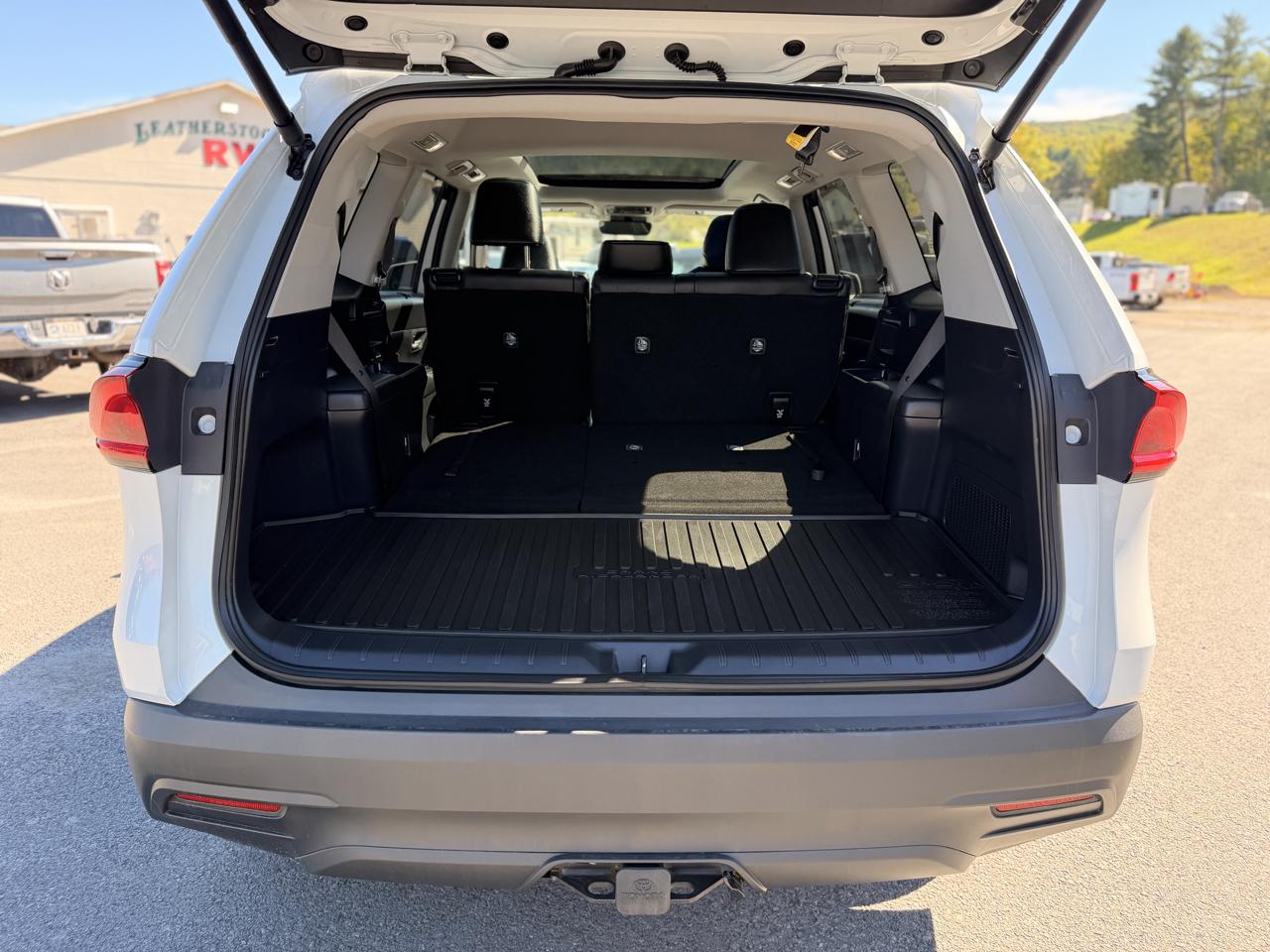 Toyota Grand Highlander XLE AWD 2025