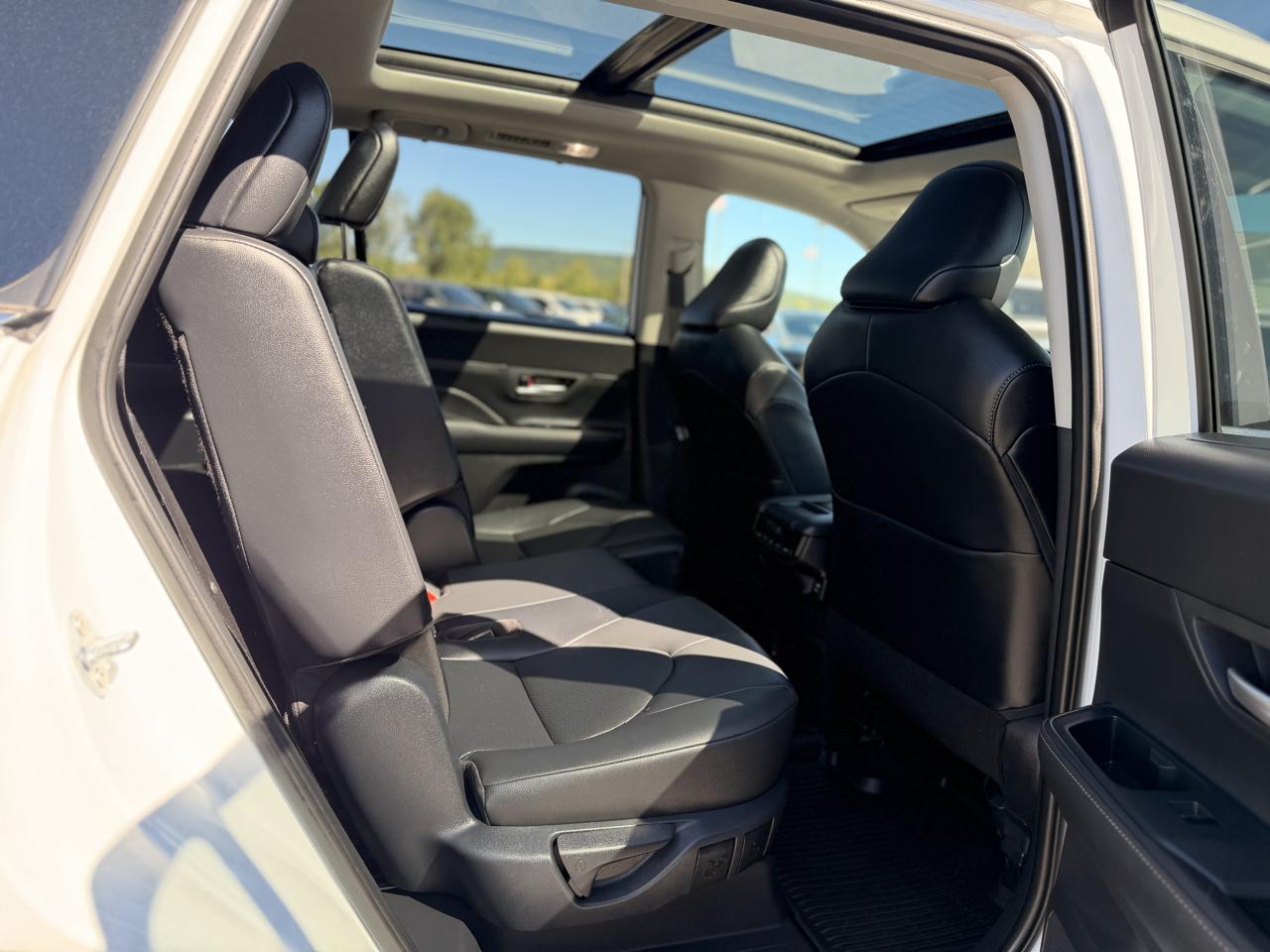 Toyota Grand Highlander XLE AWD 2025