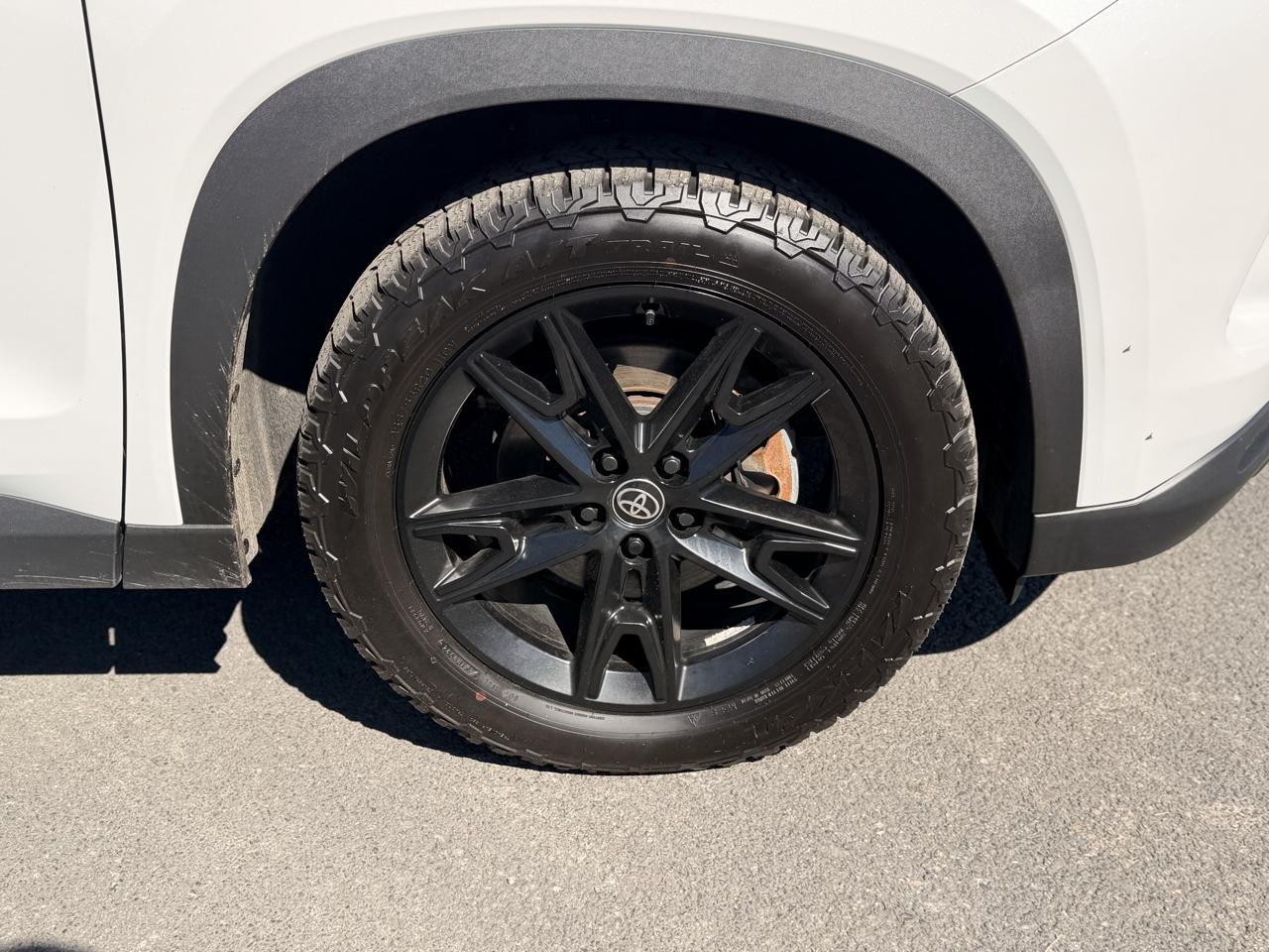 Toyota Grand Highlander XLE AWD 2025