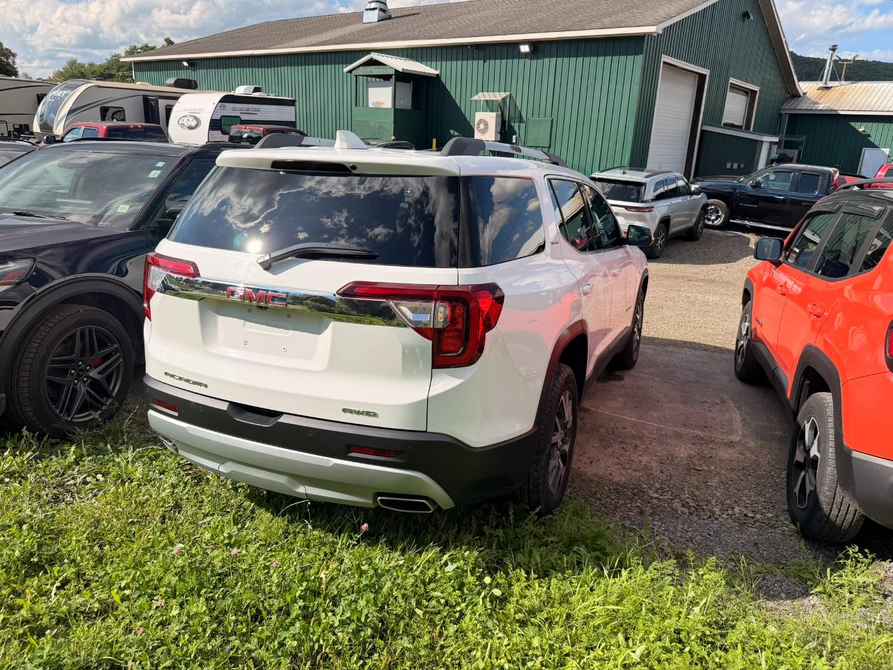 GMC Acadia SLE-1 AWD 2021