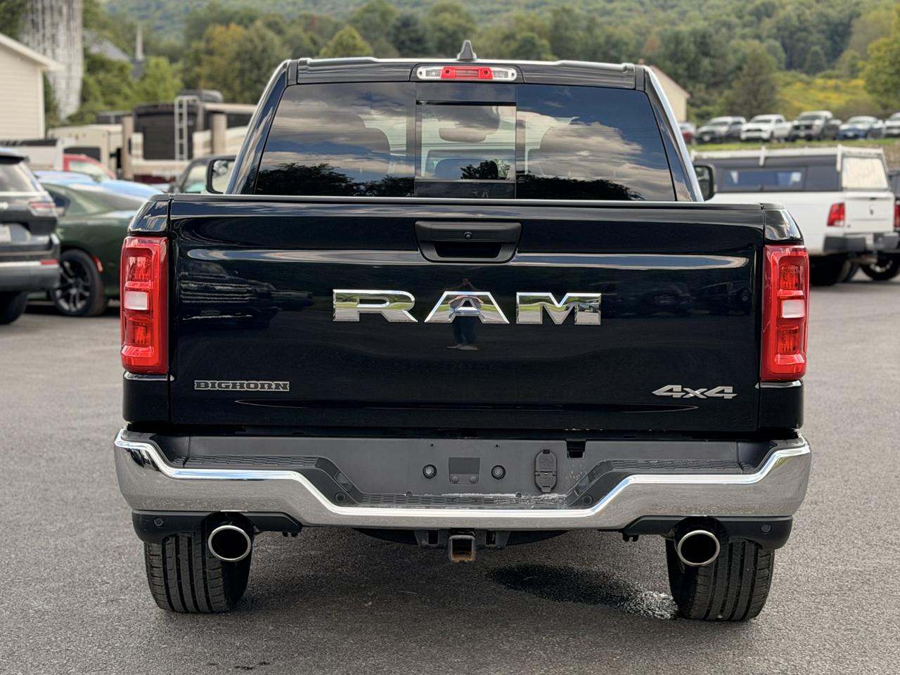RAM 1500 Big Horn Crew Cab SWB 4WD 2025