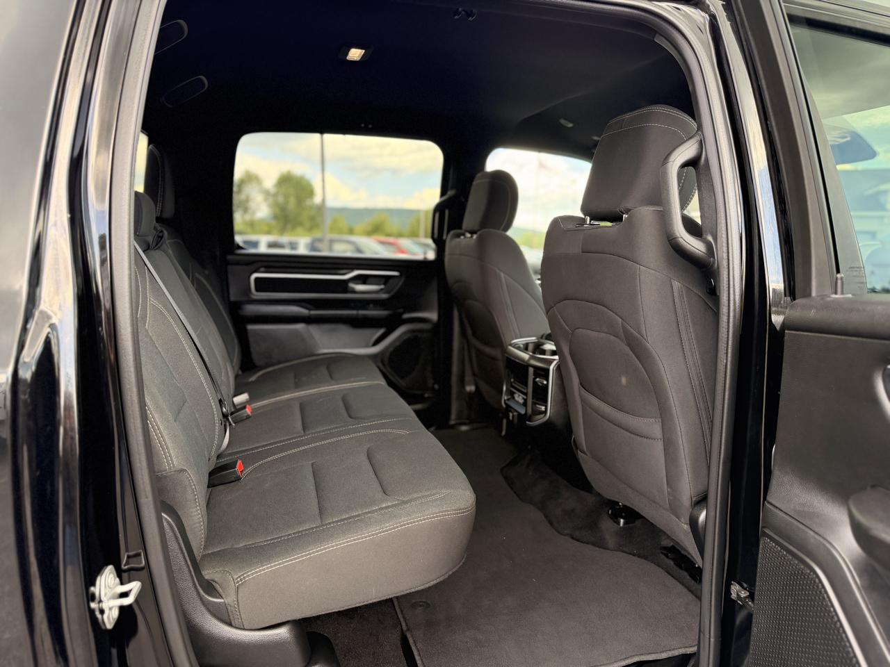 RAM 1500 Big Horn Crew Cab SWB 4WD 2025