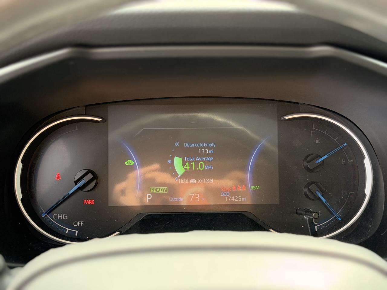 Toyota RAV4 Hybrid XLE 2025