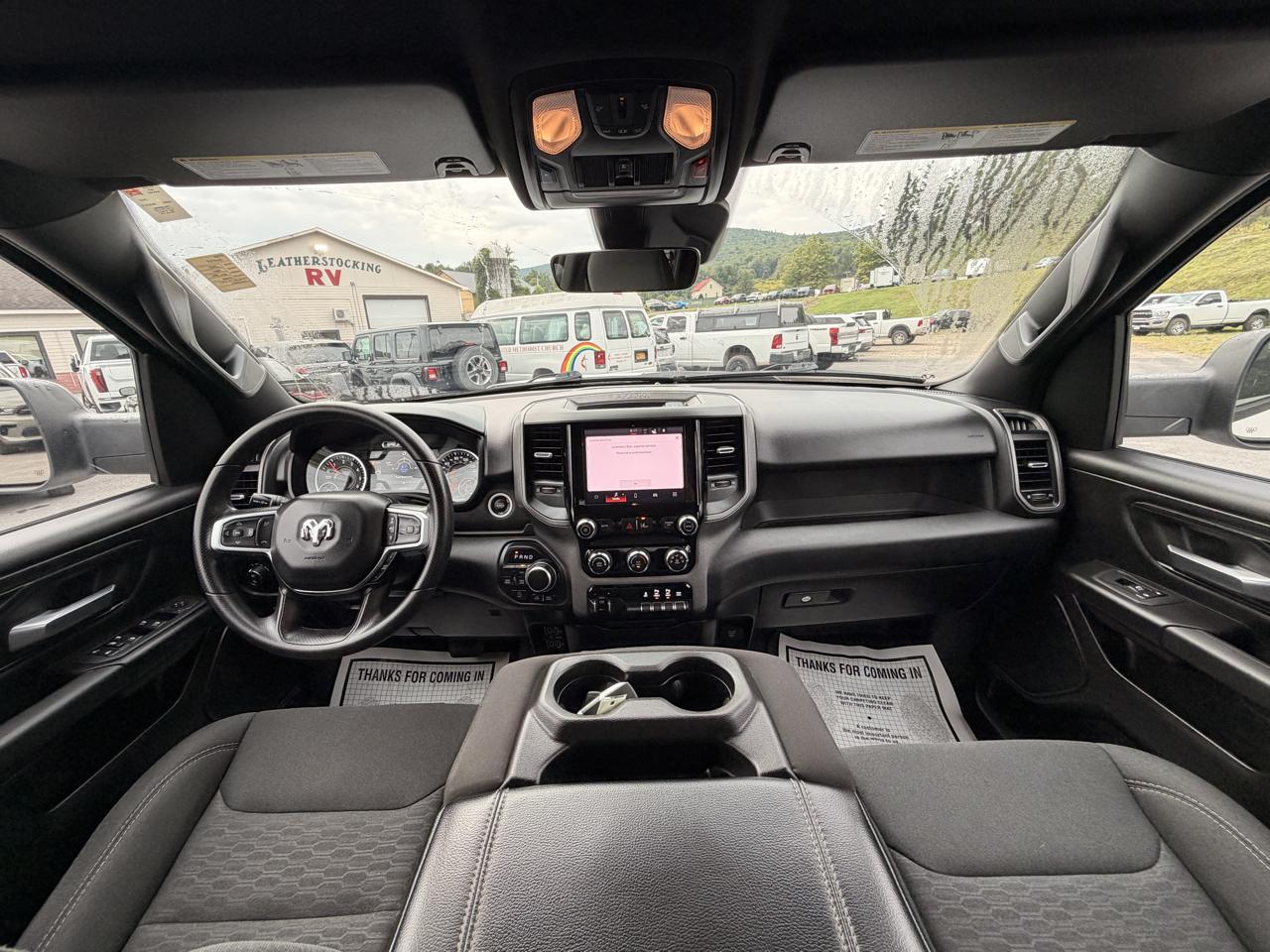 RAM 1500 Tradesman Crew Cab SWB 4WD 2025