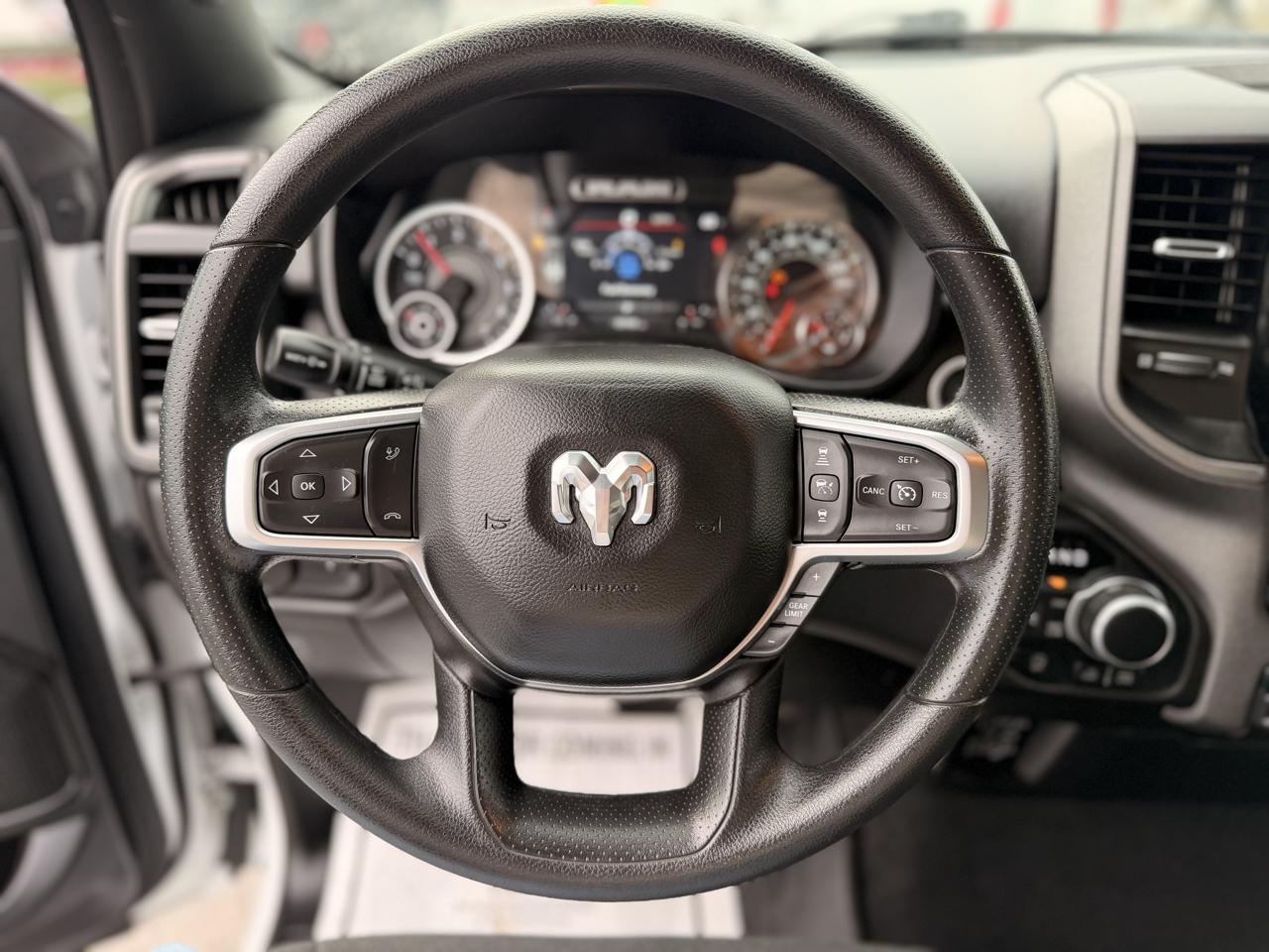 RAM 1500 Tradesman Crew Cab SWB 4WD 2025