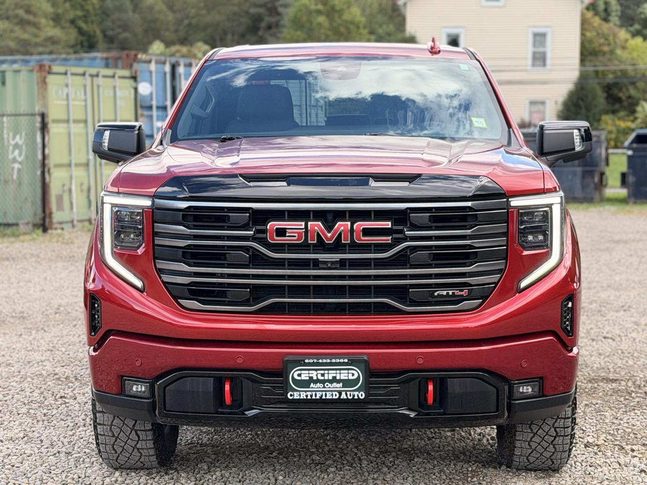 GMC Sierra 1500 AT4 Crew Cab 4WD 2026