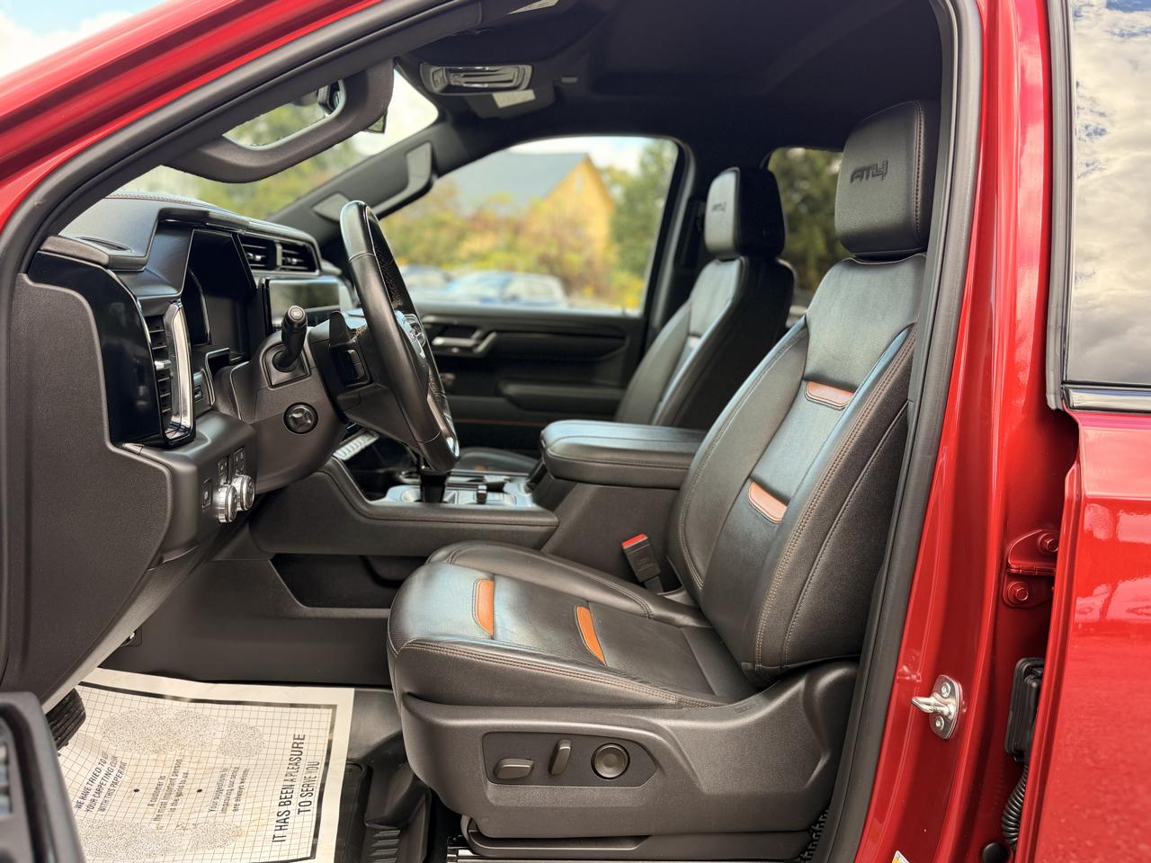 GMC Sierra 1500 AT4 Crew Cab 4WD 2026