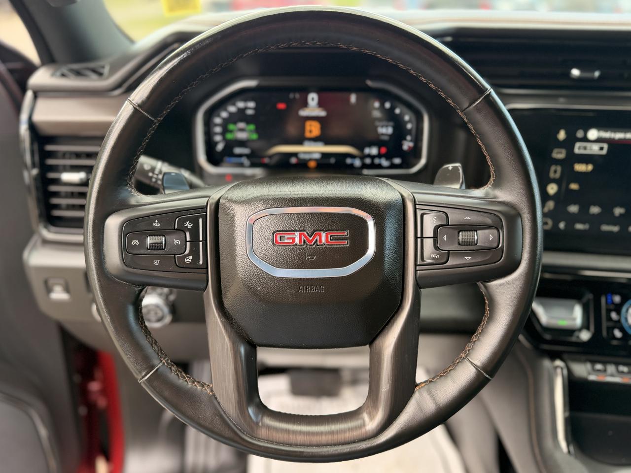 GMC Sierra 1500 AT4 Crew Cab 4WD 2026