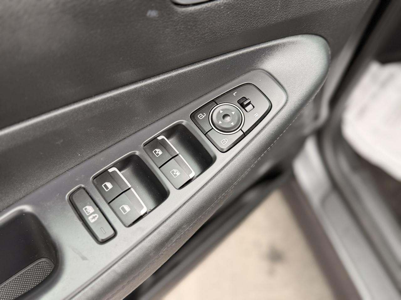 Hyundai Santa Fe SEL 2021