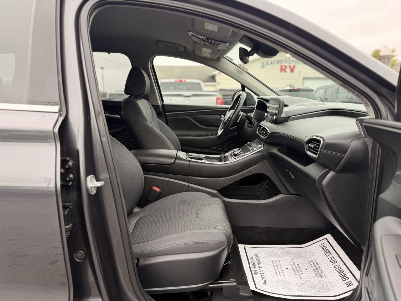 Hyundai Santa Fe SEL 2021
