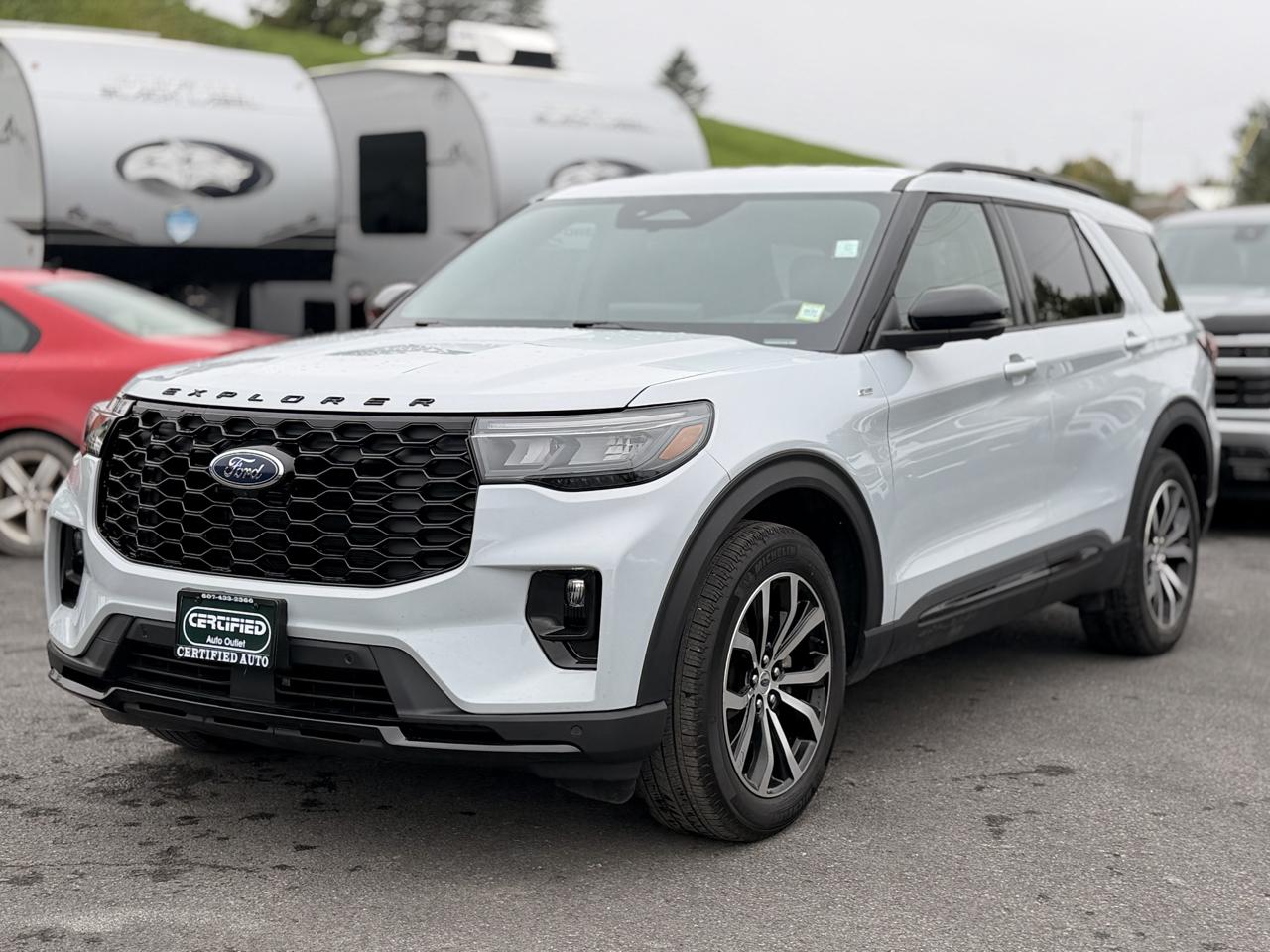 2026 Ford Explorer ST-Line AWD