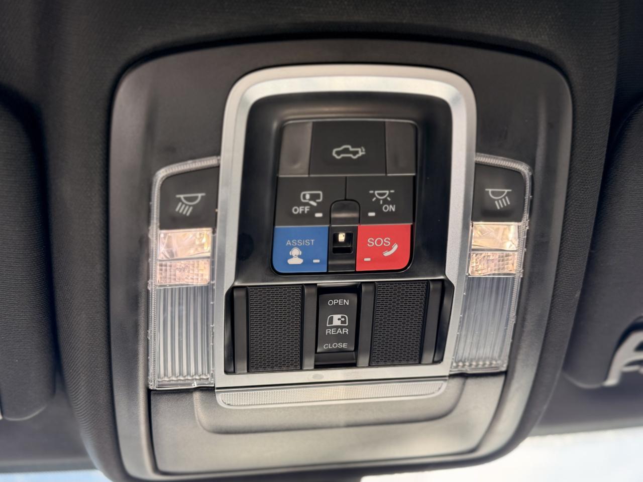 RAM 2500 Laramie Crew Cab SWB 4WD 2023