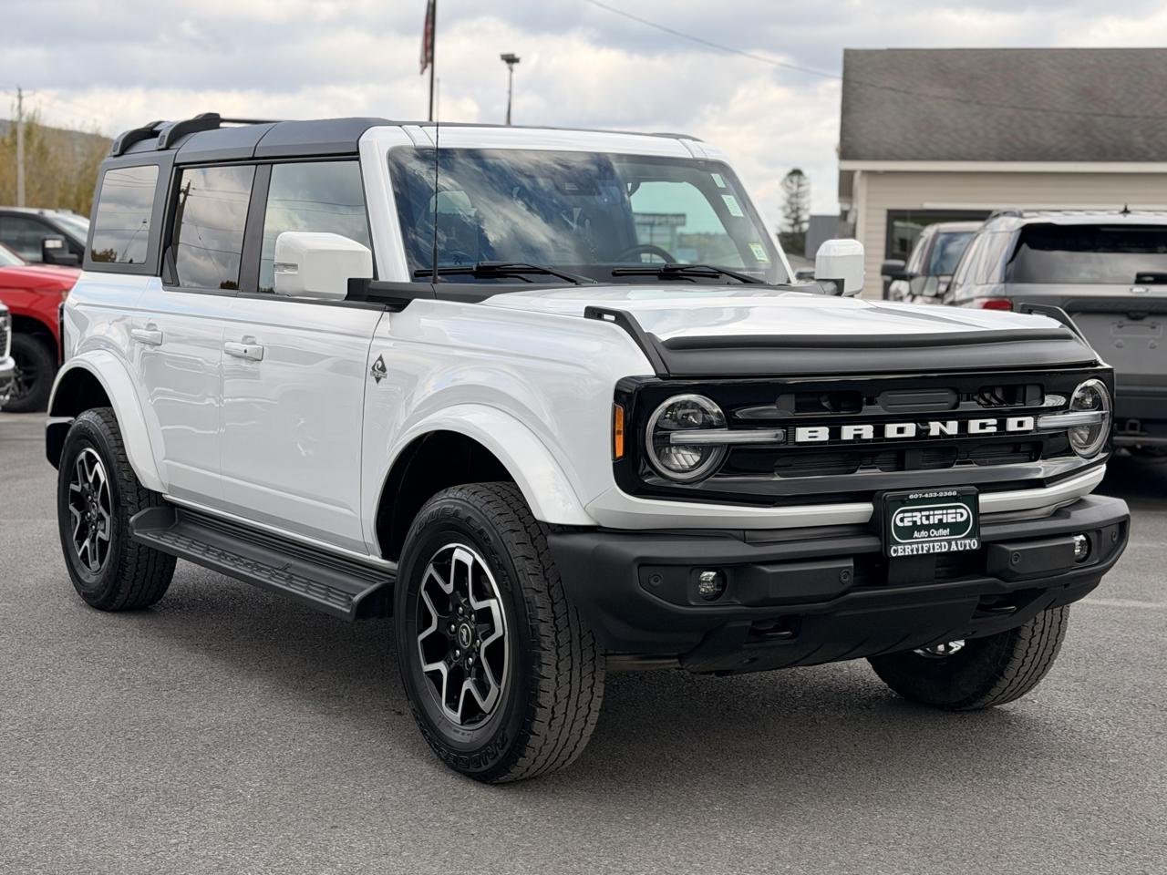 2025 Ford Bronco Outer Banks 4-Door