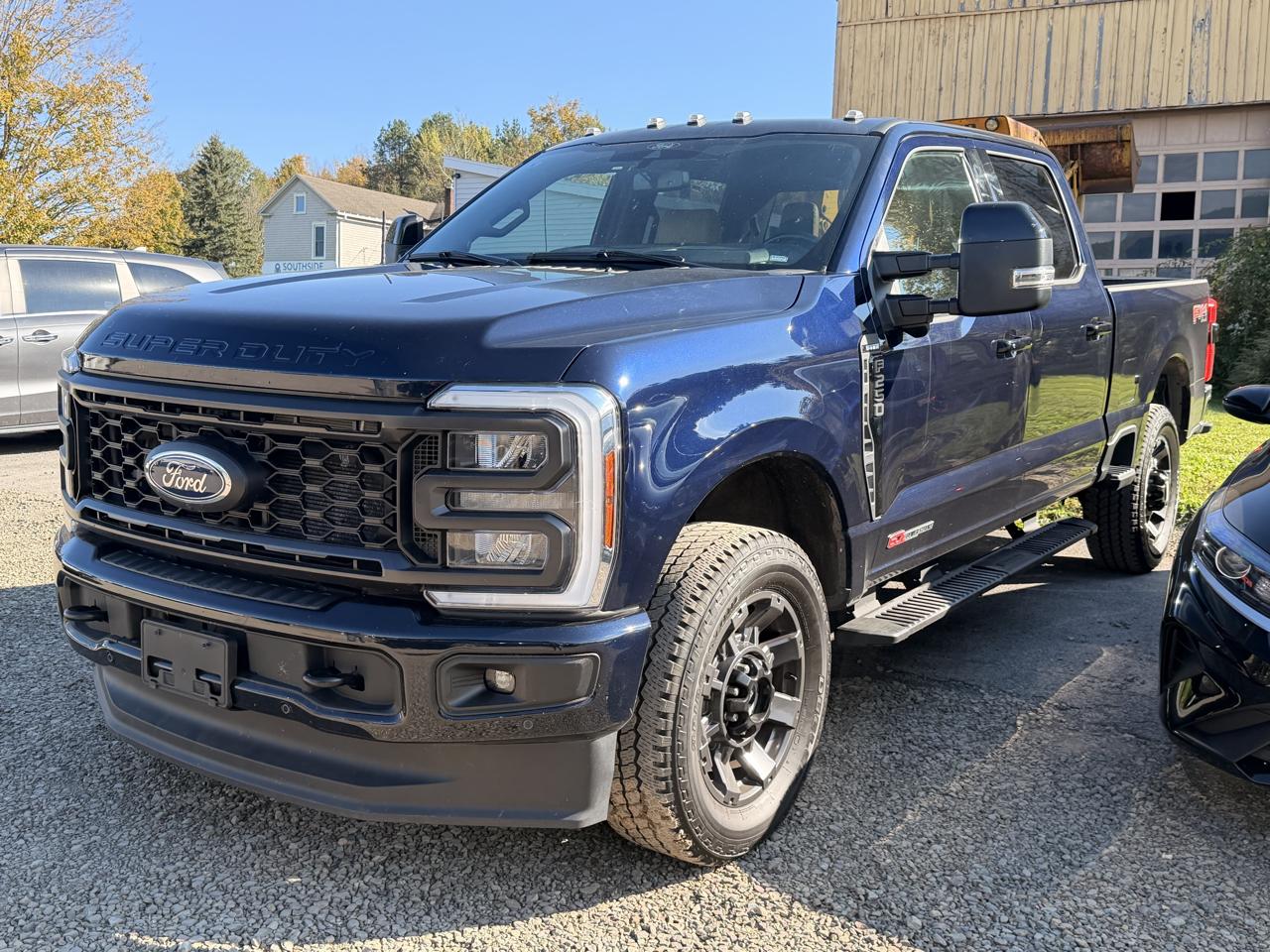 Ford F-250 SD Lariat Crew Cab 4WD 2024