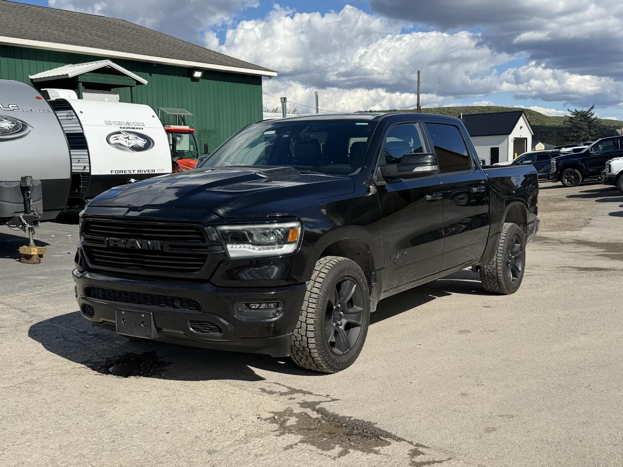 RAM 1500 Sport Crew Cab SB 4WD 2022