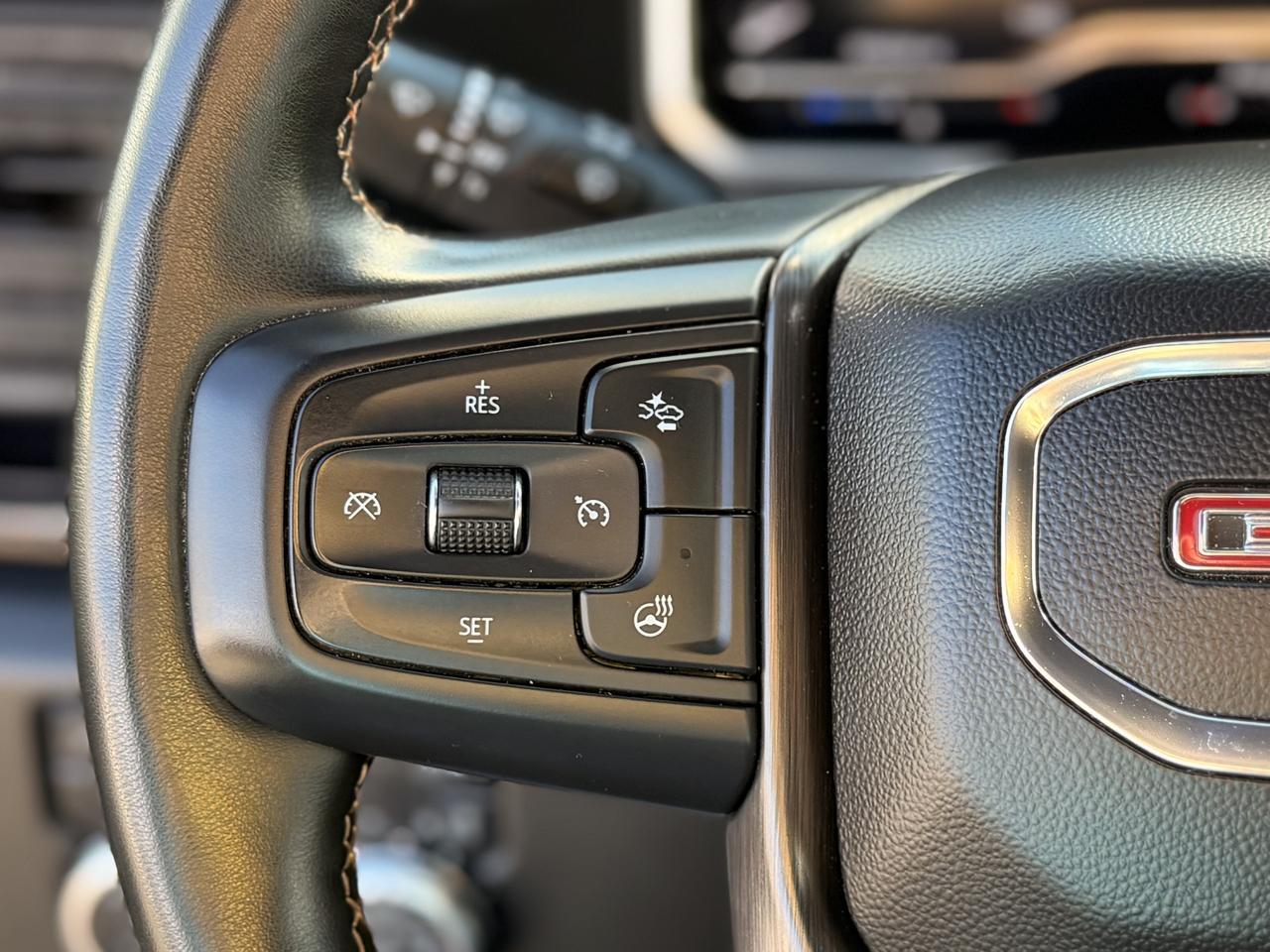 GMC Sierra 2500HD AT4 Crew Cab 4WD 2024