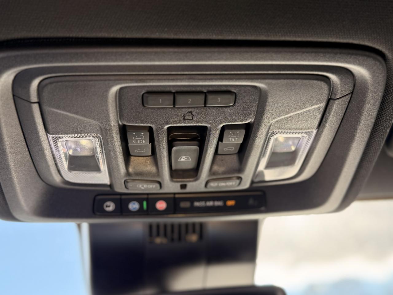 GMC Sierra 2500HD AT4 Crew Cab 4WD 2024