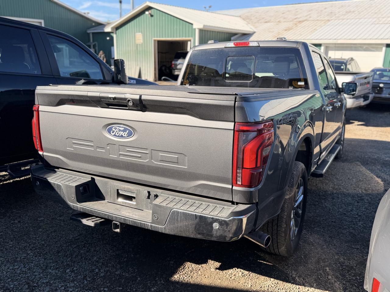 Ford F-150 Lariat SuperCrew 4WD 2025