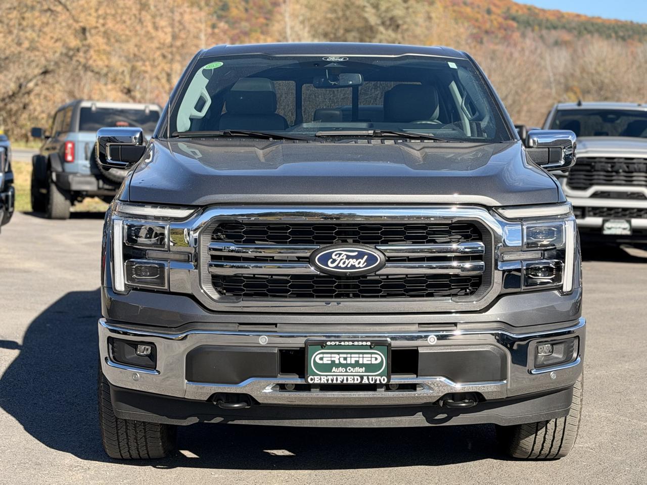 Ford F-150 Lariat SuperCrew 4WD 2025