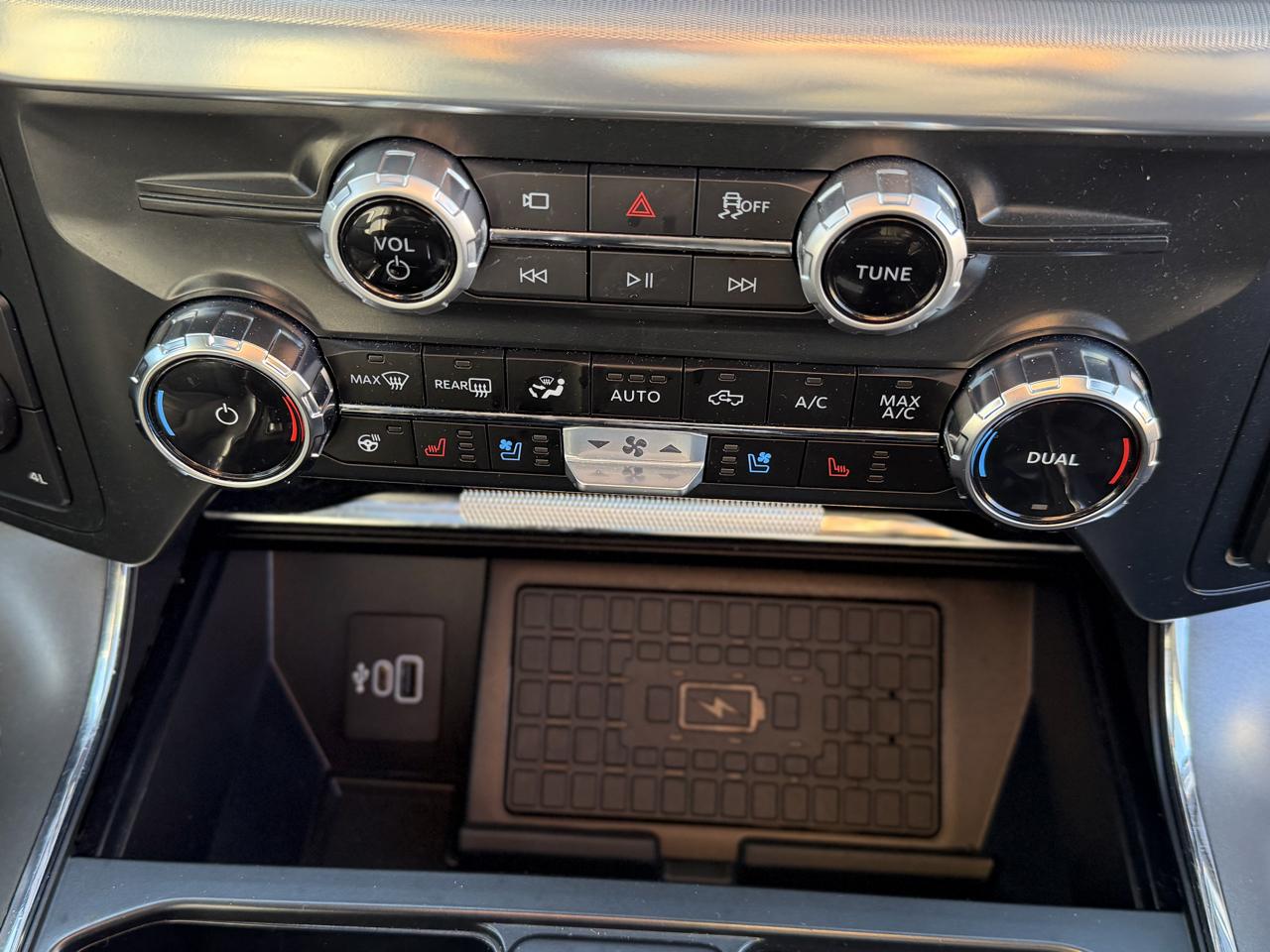 Ford F-150 Lariat SuperCrew 4WD 2025