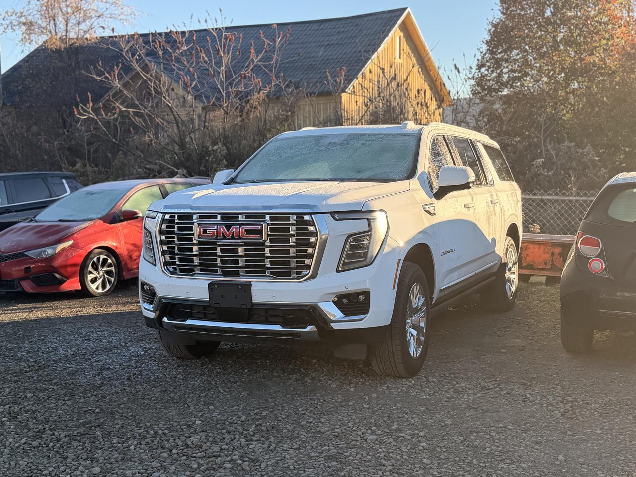 GMC Yukon XL Denali 4WD 2026