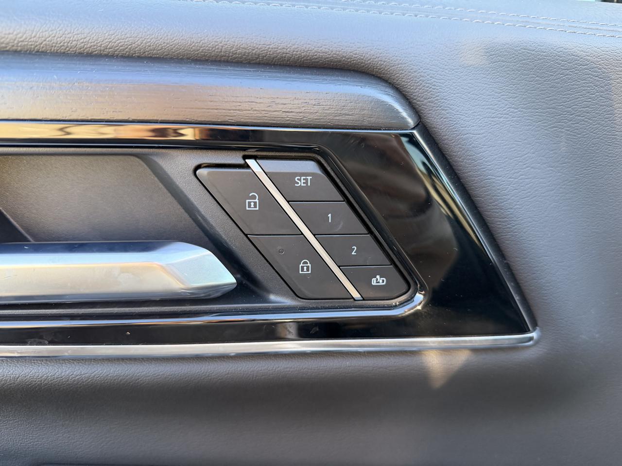 GMC Yukon XL Denali 4WD 2026